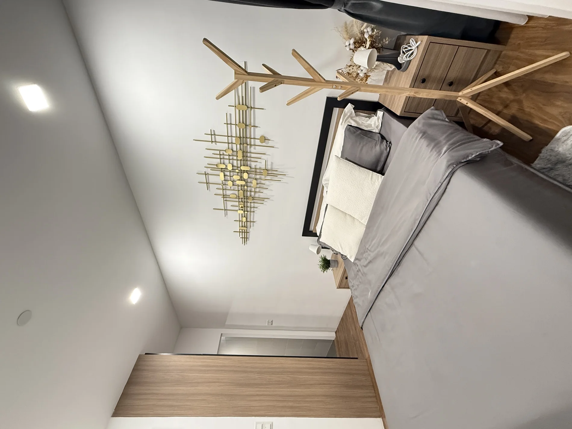 Authentic Sandville showroom interior photograph