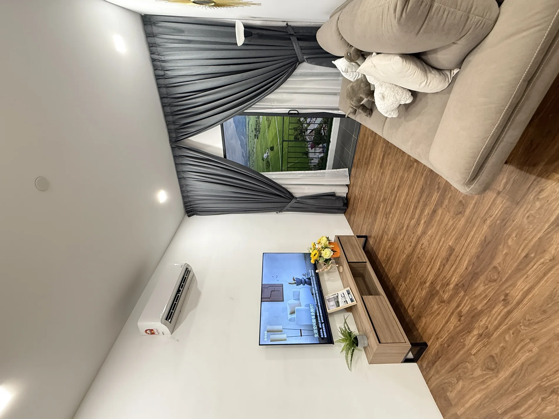Authentic Sandville showroom interior photograph